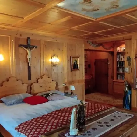 Casa Osta Apartment